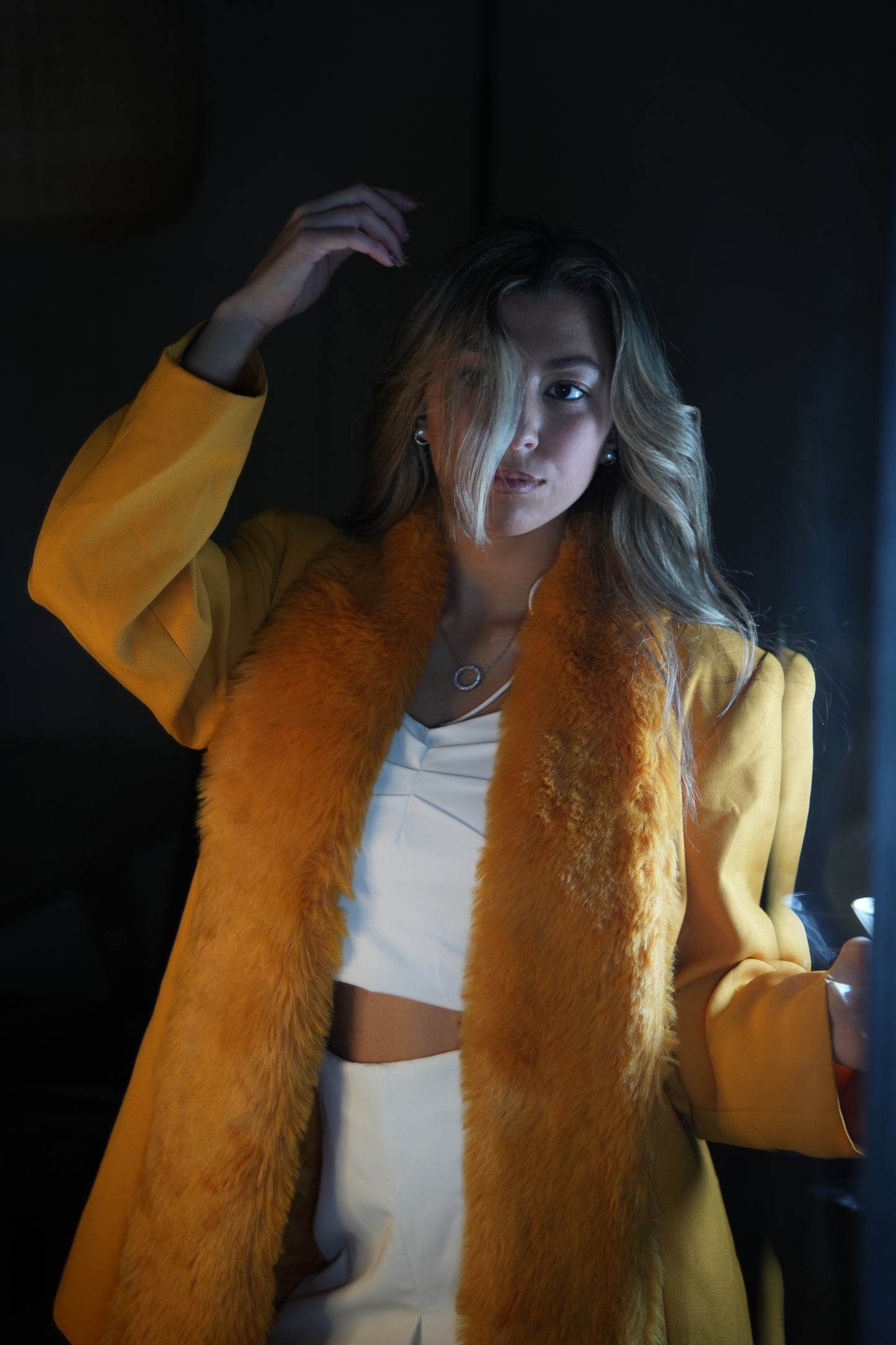 Vintage-Inspired Yellow Coat with Faux Fur Collar